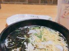 -玖鲜小笼(中山广场店)