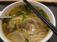 -西部马华清真兰州牛肉面·烧烤夜市(关东店)