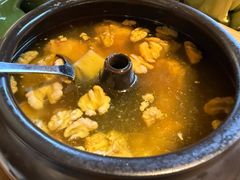 -云海肴·汽锅鸡·云南菜(天山百盛优客店)