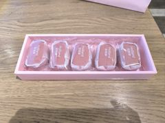 半熟芝士双莓口味-好利来(上海长宁龙之梦店)