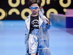 -翎秀服装模特