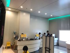 -冰纷万象滑冰场(深圳万象城店)