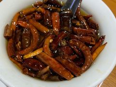 现炸辣椒油-清真·老门框爆肚涮肉·中华老字号(丰管路店)