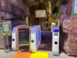 一楼&nbsp;萌宠乐园-宝燕乐园(闵行旗舰店)