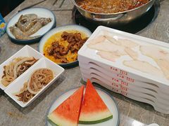 -罗二娘·鲜切牛自助火锅(罗湖东门步行街店)