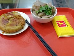 -牛一嘴·兰州牛肉面·大盘鸡(财富中心店)