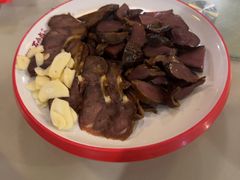 -老鼎万春卤菜(五代传承创始老店)
