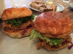 手撕猪肉汉堡-RAC BAR(安福路店)