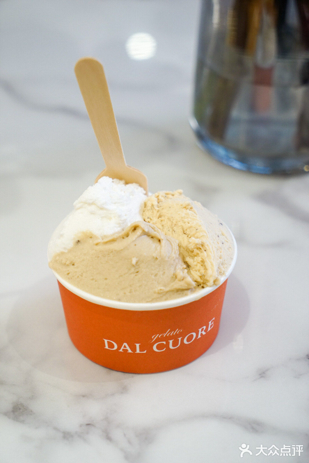 来上海怎么能不吃一口gelato dal cuore 达可芮冰淇淋的燕麦地球,荔枝