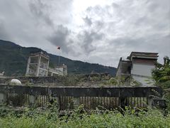 -四川汶川特大地震漩口中学遗址