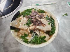 -赵氏牛肉罩火烧