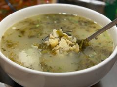 胡豆酸菜汤-飞虹鱼馆(春华路店)