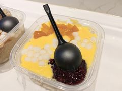 杨枝甘露冰粉-甜心闲生传统手工冰粉(太古里店)