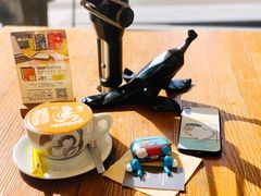 拿铁-奇醜的猴子咖啡(财信广场店)