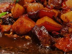 湘西黑猪红烧肉-吃饭皇帝大(长宁龙之梦店)