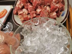 -毛辣果·贵州红酸汤牛肉火锅(西单店)
