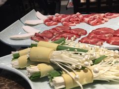 -猪啊牛呀羊啊铜盘烤肉(正大广场店)