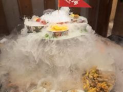 -日进一片海.生腌海鲜火锅.宵夜烧烤(三里屯总店)