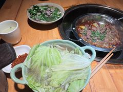 -大众跷脚牛肉馆·非遗传承单位(峨眉山店)