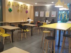 大堂-麦当劳(石坝服务区店)