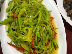 -鸿运美食府