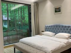 -上海怡沁园度假酒店