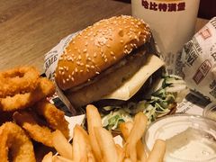 -The Habit Burger Grill 哈比特汉堡(复兴soho店)