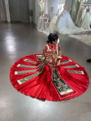 -艾米丽婚纱礼服