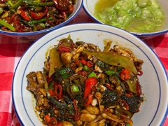 -荆九爷爆炒桥头三嫩(夫子庙店)