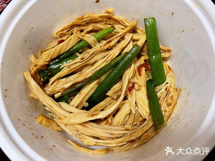 周真真南昌拌粉·瓦罐汤(敦化路店)图片