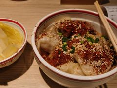 -八二小区抄手(龙湖上城天街店)