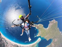 -费特希耶滑翔伞