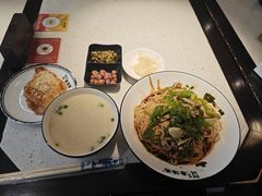 -阿达师傅鱼汤面