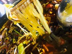 手工苕粉-鸿顺老铁锅美蛙鱼府(解放碑店)