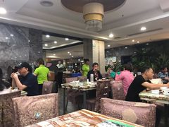 大堂-椿记烧鹅(叠彩店)