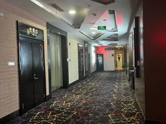 -寰耀影城(临安青山星汇天地店)