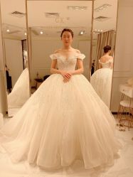 -GRACE KELLY婚纱与礼服(北京店)