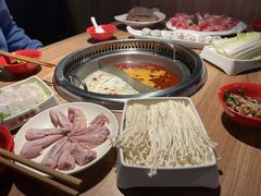 鸳鸯锅-季季红火锅(长沙步行街店)