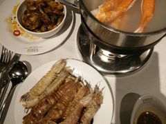 -领鲜活海鲜榴莲自助火锅(东门店)