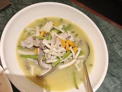 -新白鹿餐厅(湖滨银泰IN77C区店)