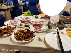 -爱客得牛排海鲜烤肉·火锅自助(春熙路黑金好店)