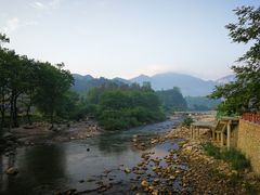 -燕子河大峡谷天坑仙境