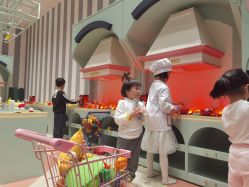 -奈尔宝·儿童乐园·亲子餐厅(鄞州万达店)