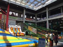 -蒙特利亲子乐园