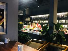 -阅西安新华书店(翠华南路店)