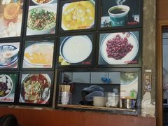 -阿坤传统手工小吃(杨家坪店)