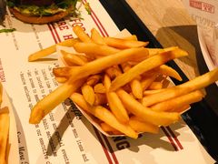 -The Habit Burger Grill 哈比特汉堡(复兴soho店)