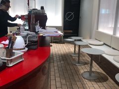 -UNI UNI(环亚凯瑟琳店)