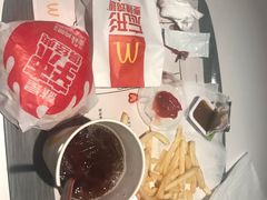 -麦当劳(海岸城店)