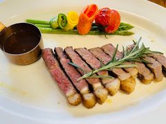 -304/BRUNCHRESTAURANT